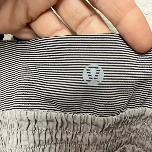 🍋 LULULEMON Bliss Tank Top Size 6 - Picture 15 of 16